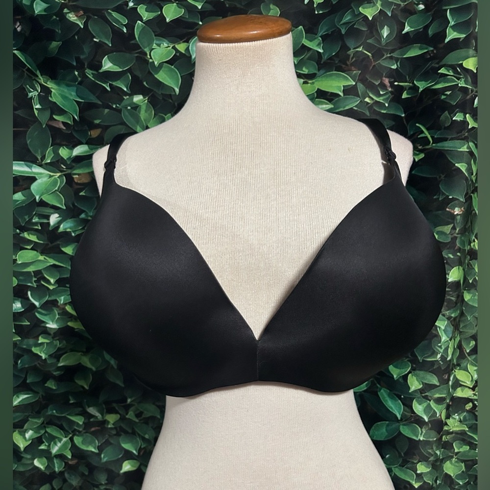 Cacique Underwire Satin Plunge Bra Padded Black 44DDD New